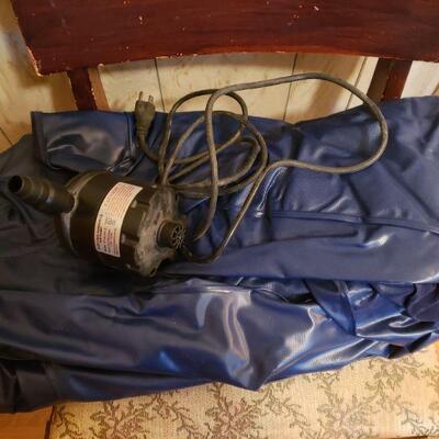 Air mattress with pump