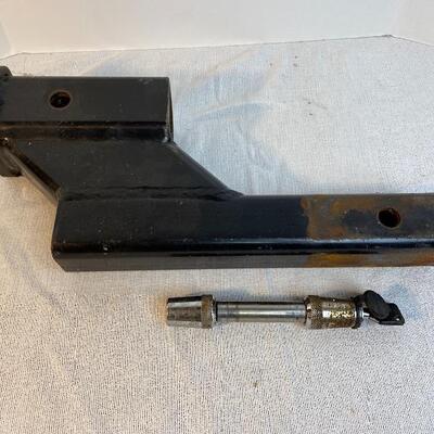 Lot#113 s Receiver Hitch Adapter 4.5â€ drop lock Pin RV Camper Trailer Tow Reece wyers