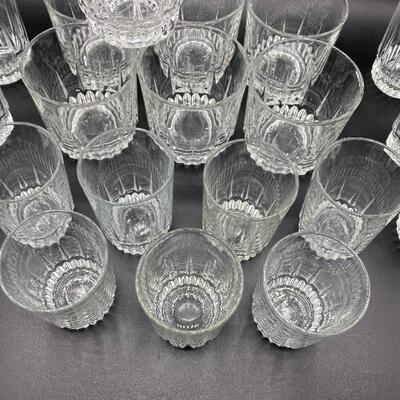 Set of 21 Arcoroc Drink Glasses 3 Sizes YD#011-1120-00246