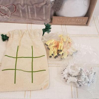 Lot 334: NEW Blanket & Plushie, Tic Tac Toe and a Snowman Ornament 