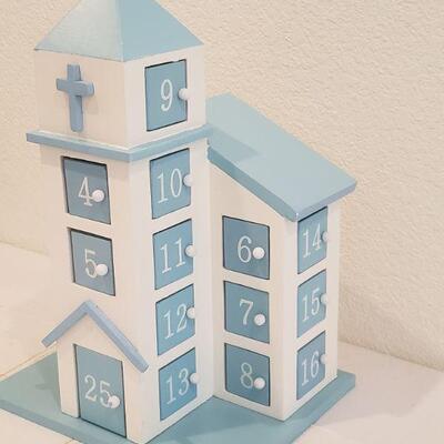 Lot 338: Christmas Countdown Church and 3 Hallmark Ornaments 