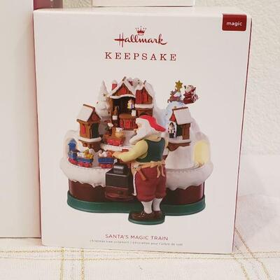 Lot 340: Hallmark Christmas Lot