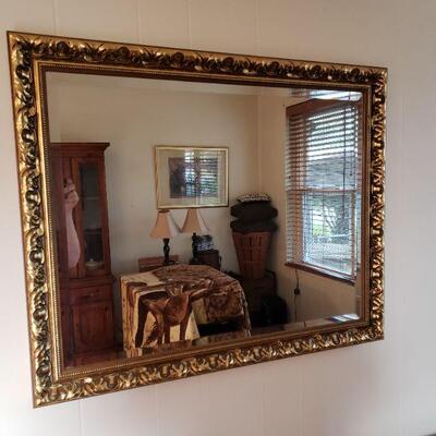 Wall mirror