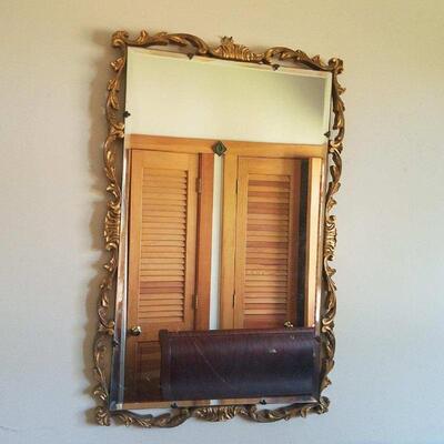 Antique Wall Mirror with Gold Decoratie Frame