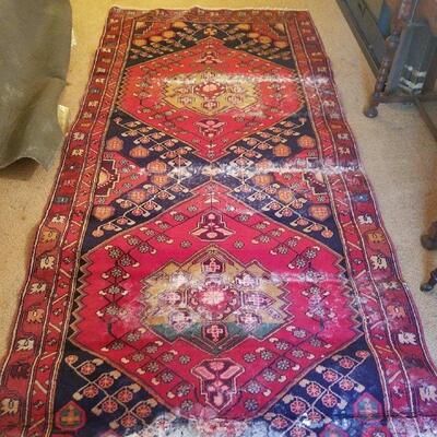 Iranian Meshkin 9'x11" x 4'8" 100%Wool Rug - as is
