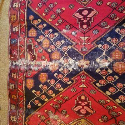 Iranian Meshkin 9'x11" x 4'8" 100%Wool Rug - as is