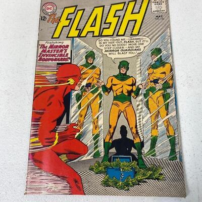 Lot #154 S Vintage Flash DC Silver Age Comics #136 & #137 1963