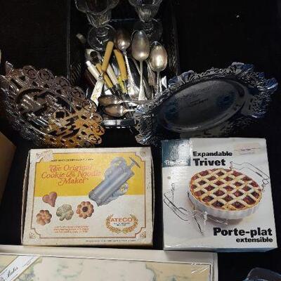 Vintage Bakeware