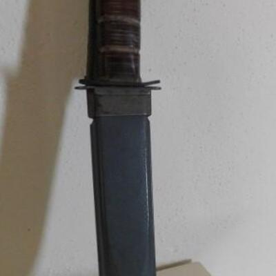 Vintage Ka-Bar MK2 USN Knife with Sheath
