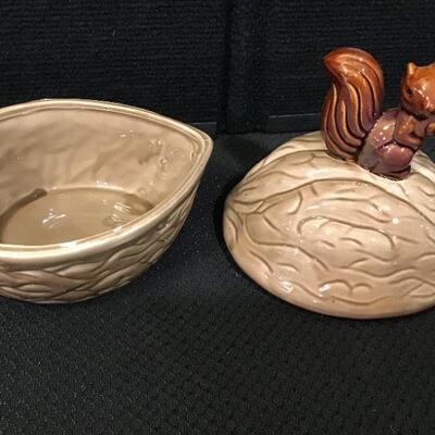 #L6 - Acorn/Squirrel lidded bowl
