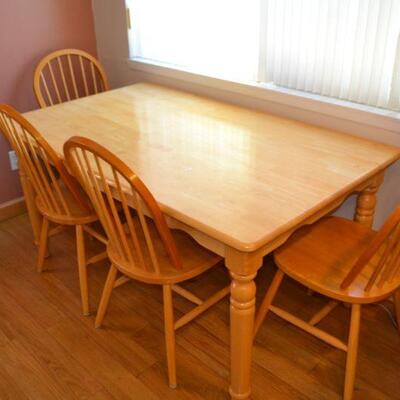 LOT 3 PINE DINING SET WITH 4 CHIARS