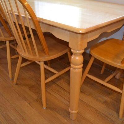 LOT 3 PINE DINING SET WITH 4 CHIARS