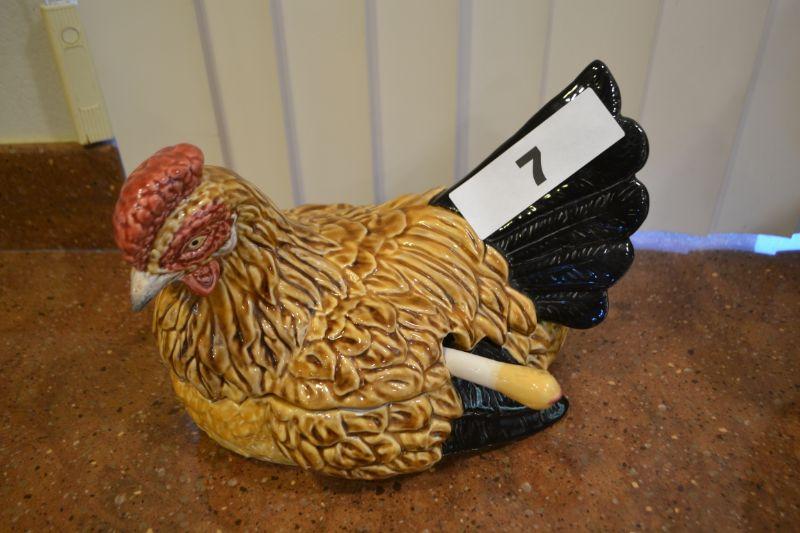 LOT 7 CHICKEN GRAVY BOAT