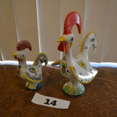 LOT 14 ROOSTER DECOR