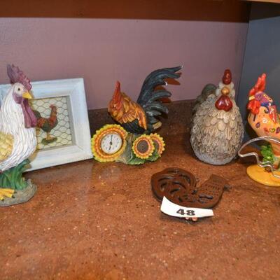LOT 48 CHICKEN AND ROOSTER DECOR 