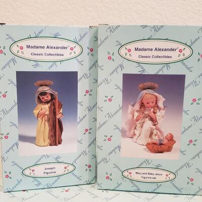 Lot 349: New Madame Alexander Nativity 