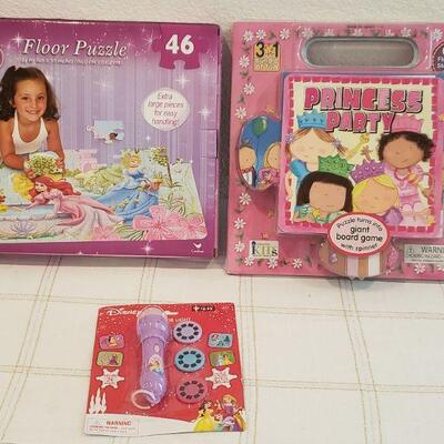 Lot 350: Princess Gift Lot