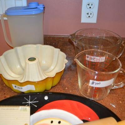 LOT 100 KITCHEN AND BAKE WARE