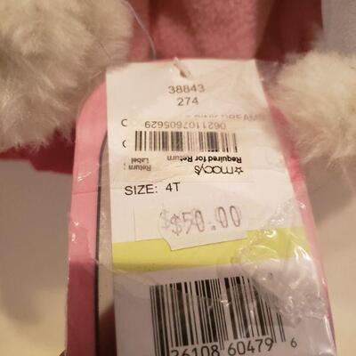 Lot 358: NEW Girls Reversible Jacket (4T) & Coat (Size 5)