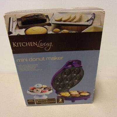 Lot 38 - Kitchen Living Mini Donut Maker