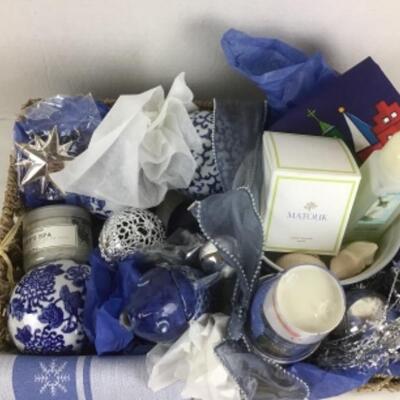 R 293 Blue and White Gift Basket 