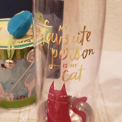 Lot 372: Cat Enthusiast Lot
