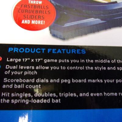 Lot 30 - Perfect Pitch Tabletop Baseball Game