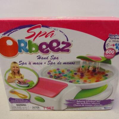 Lot 57 - Orbeez Relaxing Hand Spa