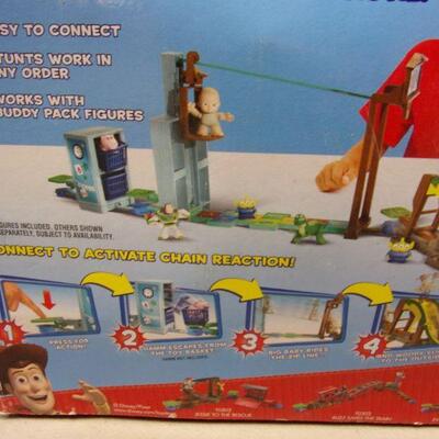 Lot 63 - Toy Story 3 - Action Links