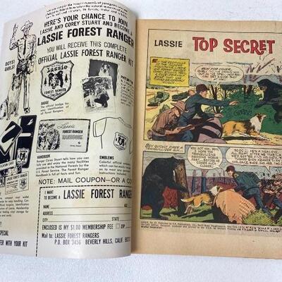 Lot # 201 S Vintage Gold Key Comics 1966 Lassie 1967 Flipper 