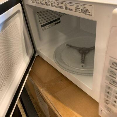 GE Small Microwave