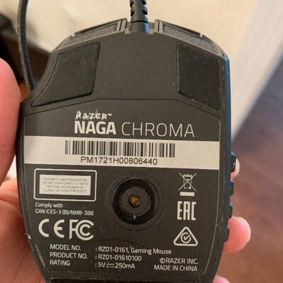Razer Naga Chroma mouse