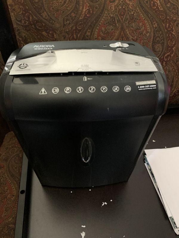 Aurora 8 Sheet shredder