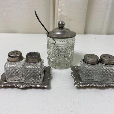 Lot# 225 S Vintage Mini Salt & Pepper Set Wexford Style Glass