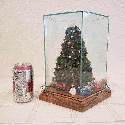 Lot 376: Vintage Music Box Light Up Christmas Tree 