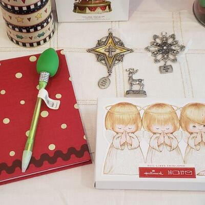 Lot 393: NEW Holiday Cheer Lot