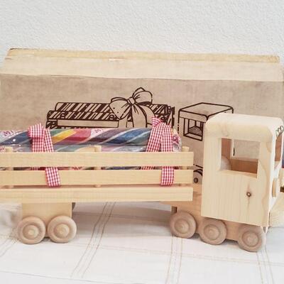 Lot 396: New Christmas Truck & Book Lot (Candy is Decorative ONLY)