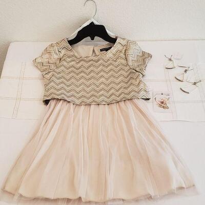 Lot 397:  New Girls Size 12 Dress & 3 Bracelets & a Necklace