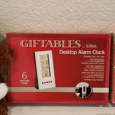 Lot 408: New Mens Gift Lot