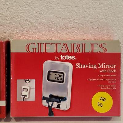 Lot 408: New Mens Gift Lot