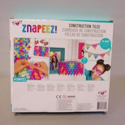 Lot 79 - Znapeez Construction Tiles