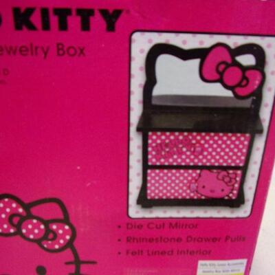 Lot 93 - Hello Kitty Die Cut Mirror Jewelry Box