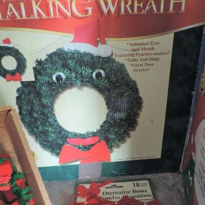 TALKING WREATH & TREE