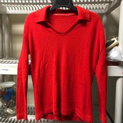 Red V-neck Pullover Sweater YD#011-1120-00346