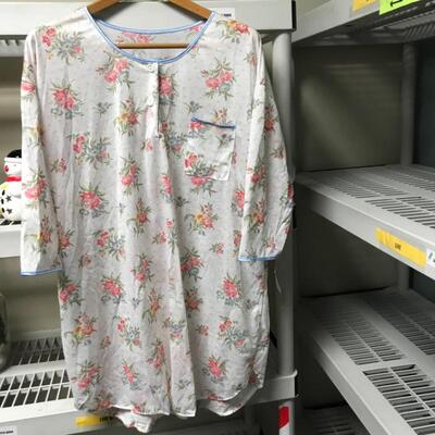 Floral-patterned Sleep Shirt OSFA NWT YD#011-1120-00351