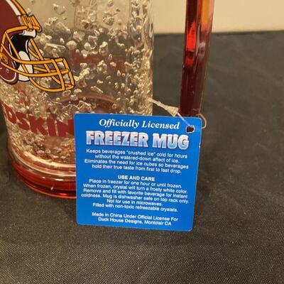 Lot 35 - New NFL Redskin Freezer Mugs