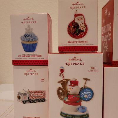 Lot 409: Assorted Hallmark Christmas Ornaments
