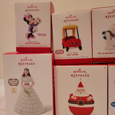 Lot 412: Assorted Hallmark Christmas Ornaments 