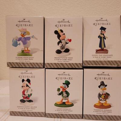 Lot 425: Assorted Hallmark Christmas Ornaments 