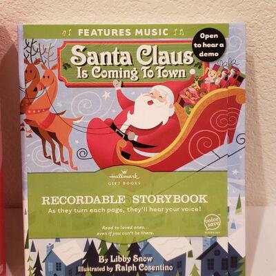 Lot 428: New Baby Bella & Recordable Santa Claus is Coming To Town